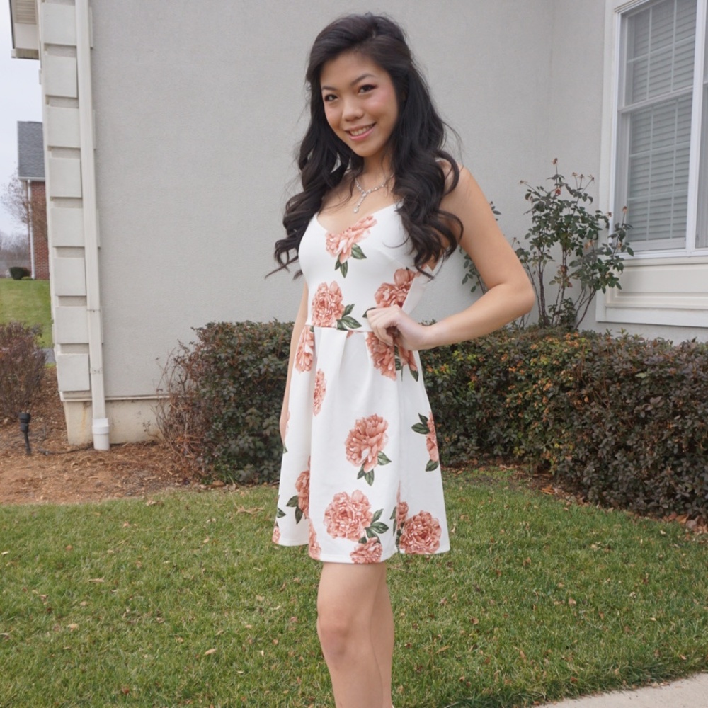 Monteau Floral Dress XS